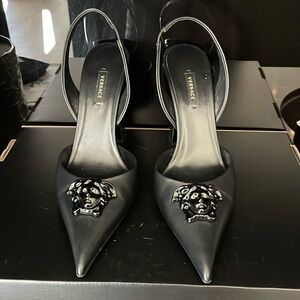 Versace learher classic slingbacks